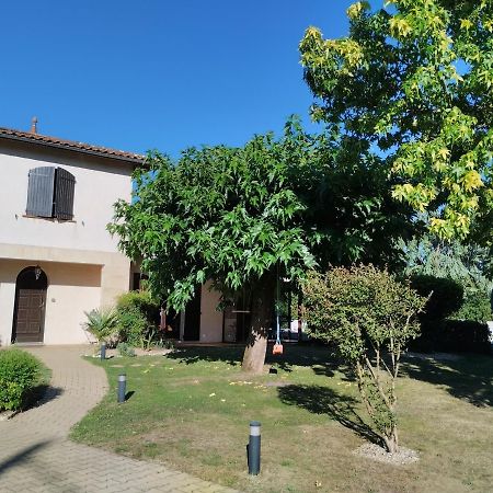 L'Atelier Saint-Sulpice Entre Bordeaux Et St Emilion Bed and Breakfast Εξωτερικό φωτογραφία